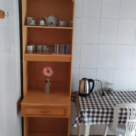 Angela אספרובלטה